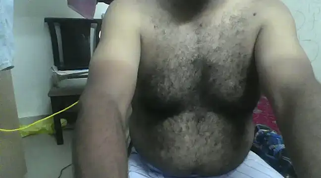 awesomeroc123 online show from March 2025 05:28:01 PM