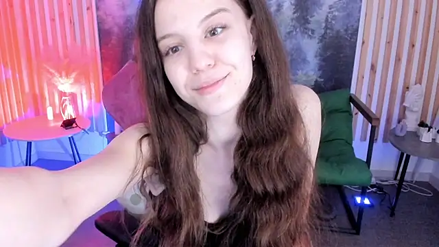 MilaStoyne online show from December 2025 06:57:01 AM