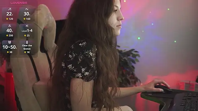 MilaStoyne online show from October 2025 06:13:01 AM