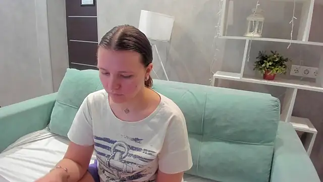 Snapshot of Jenny_Jimmy chatting on June 2026 09:21:02 AM Jenny Jimmy online show from June 2026 09:21:02 AM