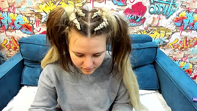 Jenny Jimmy online show from February 2026 01:05:02 AM