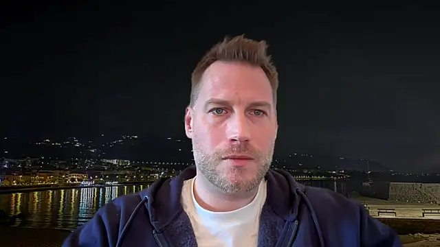 Snapshot of Christian87xxx chatting on February 2025 01:16:02 PM Christian87xxx online show from February 2025 01:16:02 PM