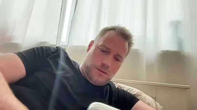 Christian87xxx online show from February 2026 12:01:02 PM