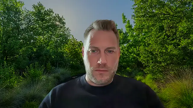 Snapshot of Christian87xxx chatting on February 2025 03:52:02 PM Christian87xxx online show from February 2025 03:52:02 PM