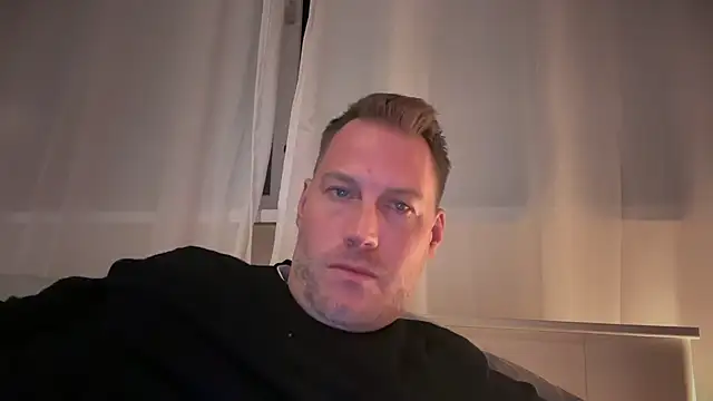 Snapshot of Christian87xxx chatting on October 2025 07:59:02 PM Christian87xxx online show from October 2025 07:59:02 PM