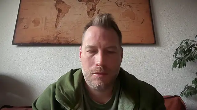 Snapshot of Christian87xxx chatting on November 2025 09:35:01 AM Christian87xxx online show from November 2025 09:35:01 AM