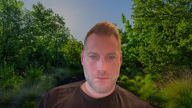 Snapshot of Christian87xxx chatting on November 2025 07:01:01 AM Christian87xxx online show from November 2025 07:01:01 AM