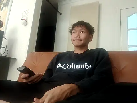 ChaseMl online show from September 2025 01:17:01 PM