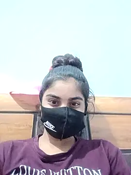 Hoty sejal online show from March 2025 08:11:01 PM