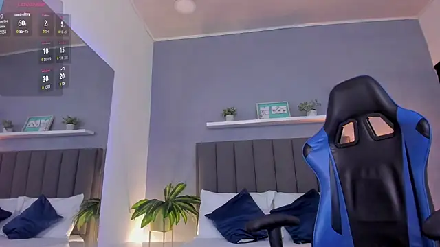 Snapshot of alessia_leroy chatting on February 2026 07:54:02 PM alessia leroy online show from February 2026 07:54:02 PM