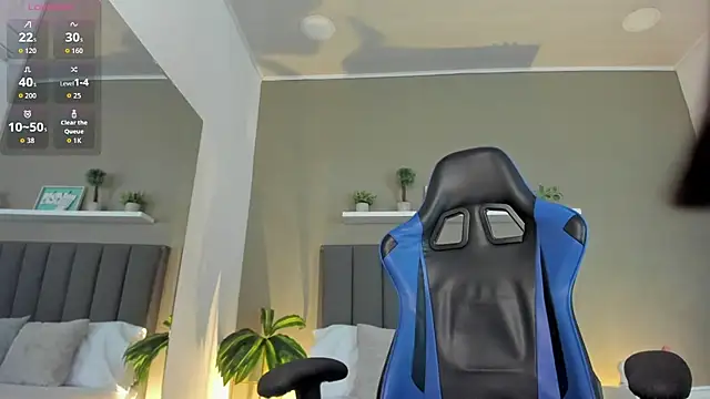 alessia leroy online show from April 2026 08:25:02 PM