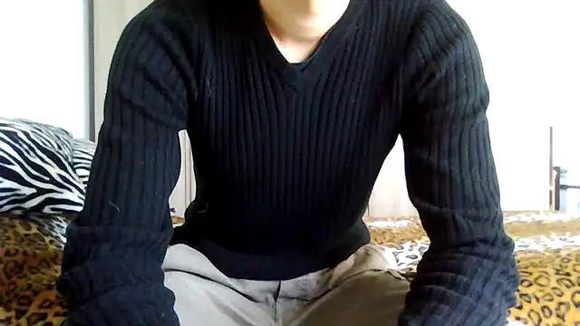 Snapshot of tommyboyteen chatting on February 2025 12:32:01 PM tommyboyteen online show from February 2025 12:32:01 PM