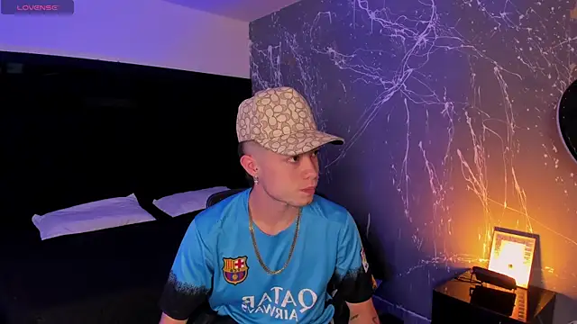 marcuscollins1  online show from October 2025 12:16:02 PM