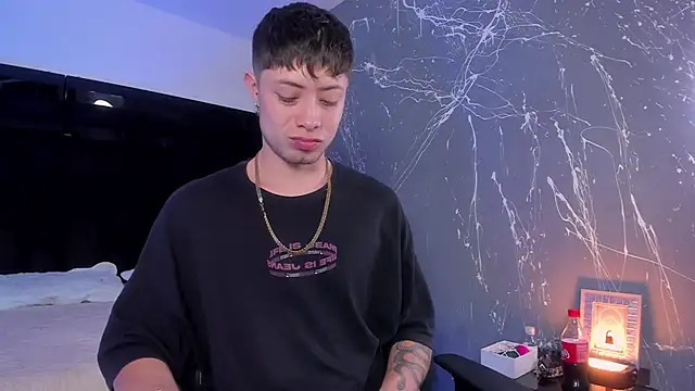 marcuscollins1  online show from October 2025 02:09:02 PM