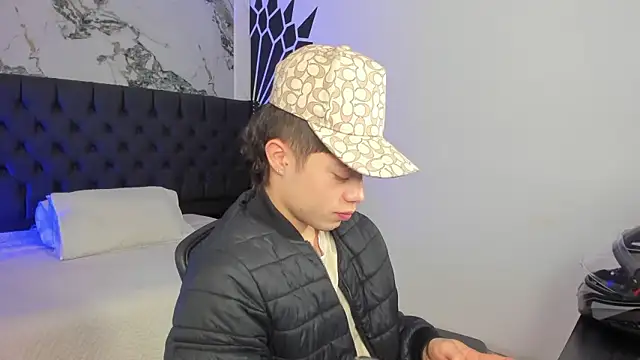 marcuscollins1  online show from March 2026 12:55:01 PM