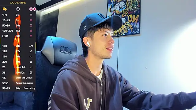 marcuscollins1  online show from February 2026 12:15:01 PM