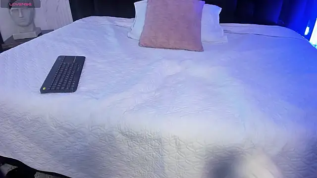 marcuscollins1  online show from March 2026 01:07:02 PM