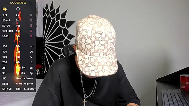 marcuscollins1  online show from April 2026 02:32:02 PM