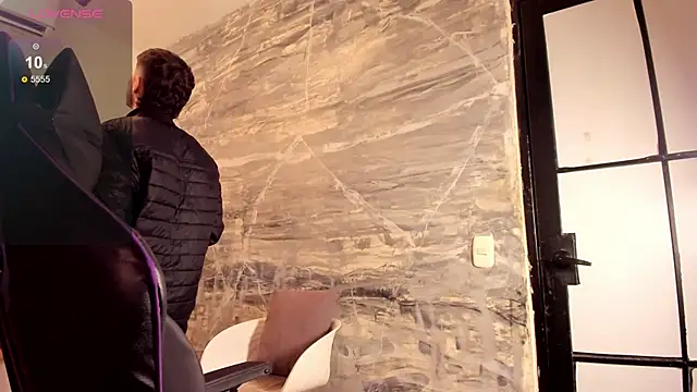 marcuscollins1  online show from February 2026 12:38:02 PM