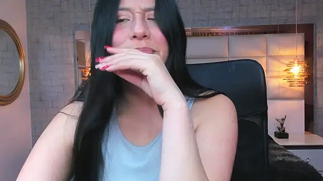 Snapshot of Nohemi_louse chatting on November 2025 07:13:02 PM Nohemi louse online show from November 2025 07:13:02 PM