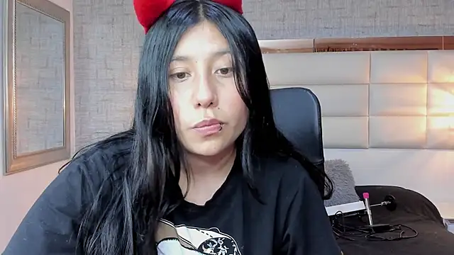 Snapshot of Nohemi_louse chatting on October 2025 07:13:02 PM Nohemi louse online show from October 2025 07:13:02 PM