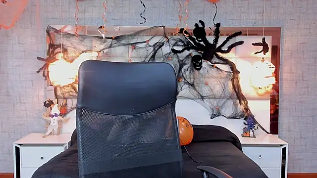 Snapshot of Nohemi_louse chatting on October 2025 07:10:01 PM Nohemi louse online show from October 2025 07:10:01 PM