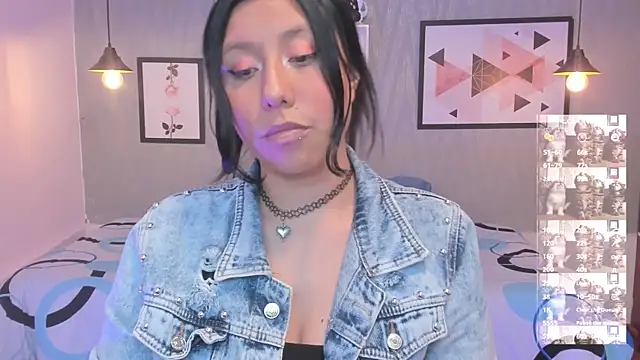 Nohemi louse online show from March 2025 07:38:01 PM