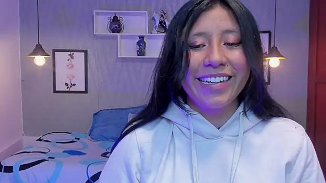 Nohemi louse online show from February 2025 07:49:01 PM