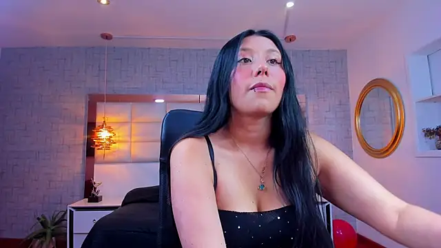 Snapshot of Nohemi_louse chatting on May 2026 07:00:01 PM Nohemi louse online show from May 2026 07:00:01 PM