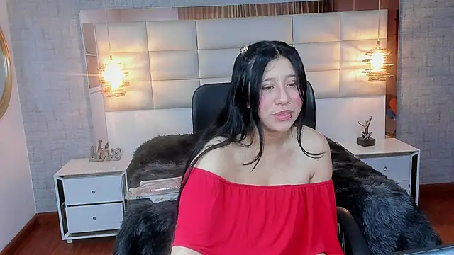 Snapshot of Nohemi_louse chatting on December 2025 07:12:01 PM Nohemi louse online show from December 2025 07:12:01 PM