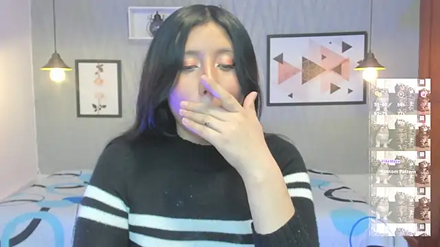 Nohemi louse online show from March 2025 07:25:01 PM