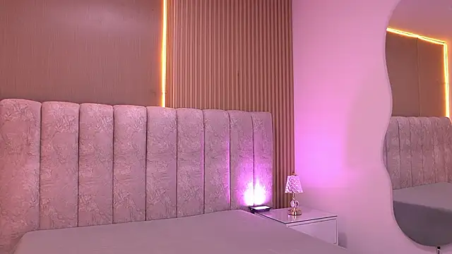 sara lopee1 online show from February 2026 12:05:01 PM