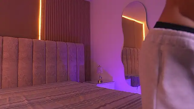 sara lopee1 online show from February 2026 11:54:01 AM