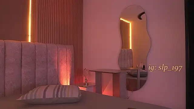 sara lopee1 online show from February 2026 12:02:02 PM