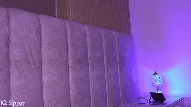 sara lopee1 online show from April 2026 12:01:02 PM