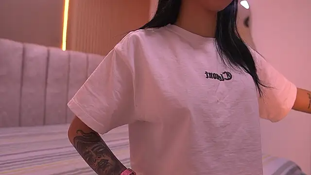 sara lopee1 online show from February 2026 11:50:01 AM