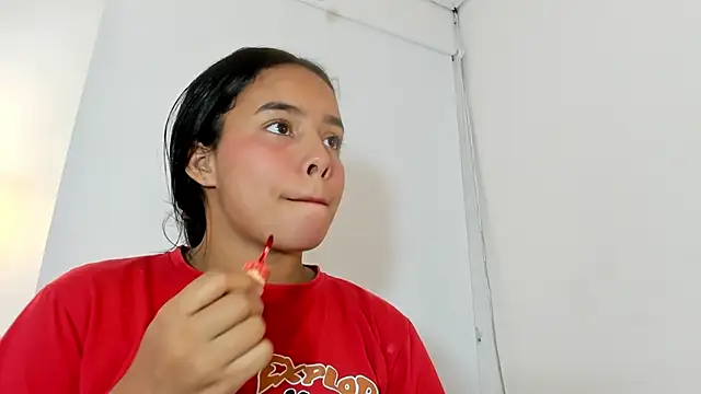 Roxy Stonee online show from November 2025 07:25:02 PM