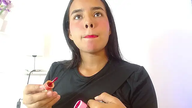 Roxy Stonee online show from November 2025 07:25:01 PM