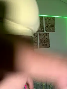 Snapshot of chloe_rockss_ chatting on October 2025 10:10:01 PM chloe rockss online show from October 2025 10:10:01 PM