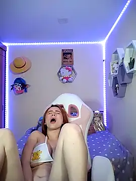 Snapshot of chloe_rockss_ chatting on March 2025 12:11:01 AM chloe rockss online show from March 2025 12:11:01 AM