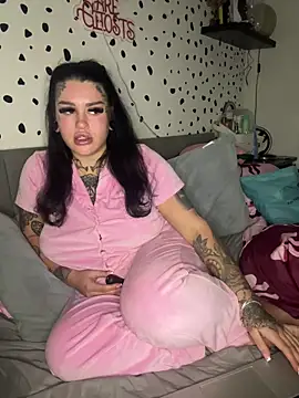 tempzzz12 online show from April 2026 08:37:02 PM