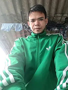 Snapshot of Niick01_ chatting on November 2025 02:28:02 PM Niick01 online show from November 2025 02:28:02 PM