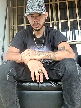 Snapshot of Niick01_ chatting on October 2025 06:18:02 PM Niick01 online show from October 2025 06:18:02 PM