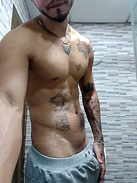 Niick01  online show from February 2026 03:10:01 PM