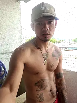 Niick01  online show from December 2025 07:59:02 PM