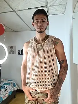 Snapshot of Niick01_ chatting on November 2025 04:22:01 PM Niick01 online show from November 2025 04:22:01 PM