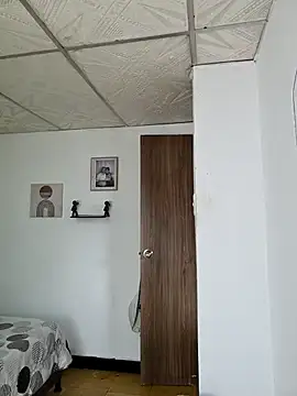 Snapshot of Niick01_ chatting on October 2025 03:33:02 PM Niick01 online show from October 2025 03:33:02 PM