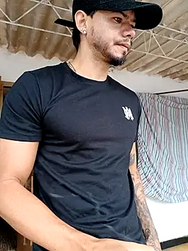 Niick01  online show from February 2026 01:33:02 PM