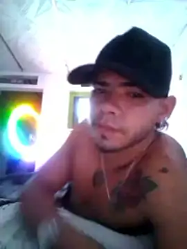 Niick01  online show from April 2026 04:49:01 AM