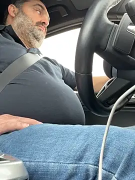 fuocovivo4 online show from February 2025 01:33:02 PM